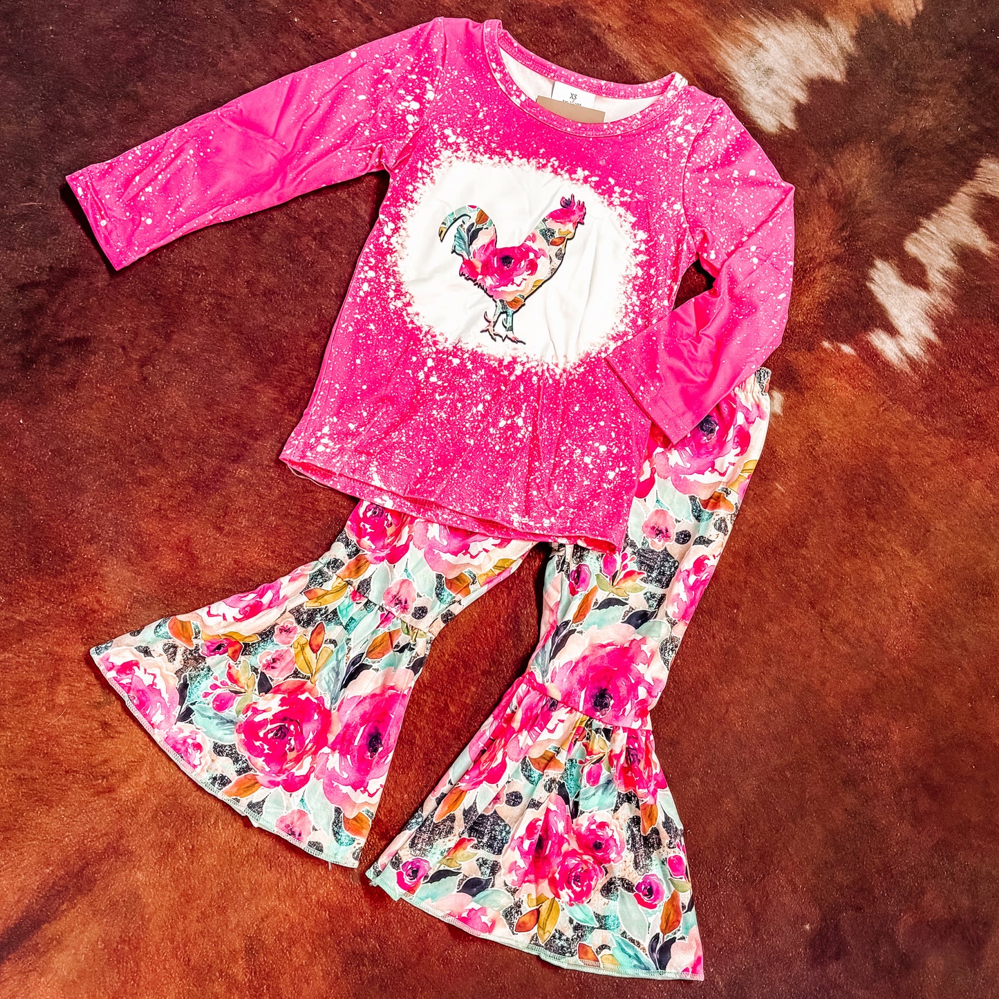 Pink Rooster Gal Bell Set